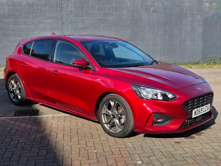 Ford FOCUS 1.0T EcoBoost ST-Line Euro 6 (s/s) 5dr
