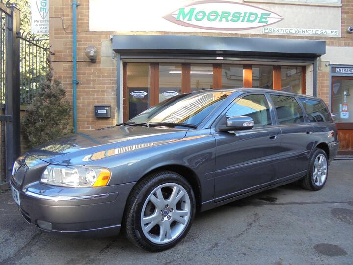 Volvo V70 2.4 SE 5dr