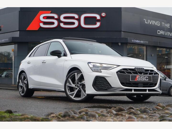 Audi A3 1.5 TFSI 35 Black Edition Sportback S Tronic Euro 6 (s/s) 5dr