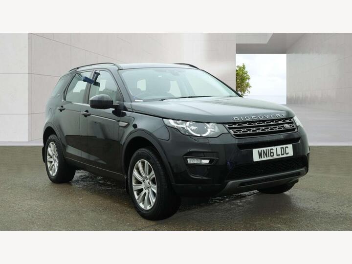 Land Rover DISCOVERY SPORT 2.0 TD4 SE Tech 4WD Euro 6 (s/s) 5dr Land Rover DISCOVERY SPORT 2.0 TD4 SE Tech 4WD Euro 6 (s/s) 5dr