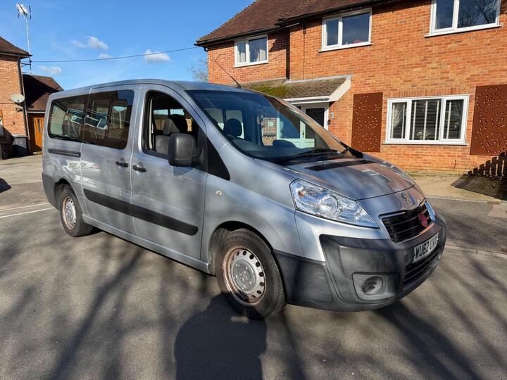 Peugeot Expert Tepee 2.0 HDi Comfort L2 5dr (5/6 Seats)
