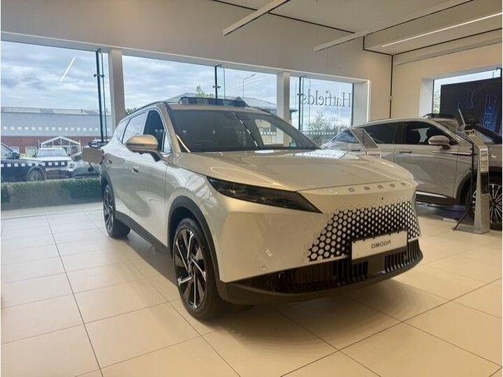 OMODA 7 1.5T SHS 18.4kWh Noble DHT1 Euro 6 (s/s) 5dr