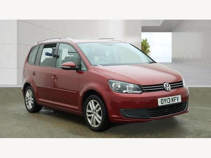 Volkswagen Touran 1.6 TDI SE Euro 5 5dr Volkswagen Touran 1.6 TDI SE Euro 5 5dr
