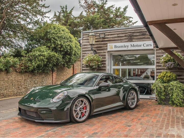 Porsche 911 4.0 992 GT3 Touring Euro 6 2dr
