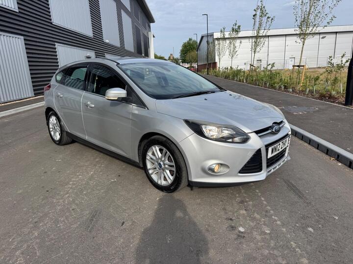 Ford Focus 1.0T EcoBoost Titanium Euro 5 (s/s) 5dr