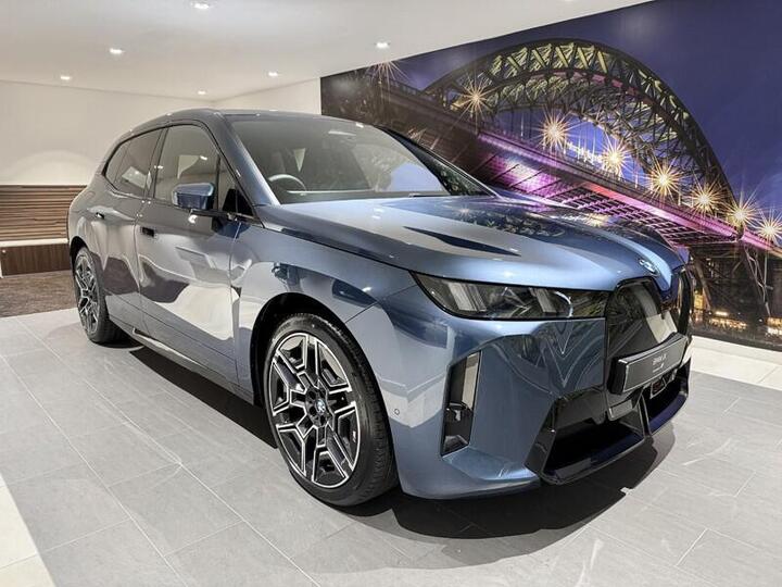 BMW IX 45 100.6kWh M Sport Auto XDrive 5dr (11kW Charger)