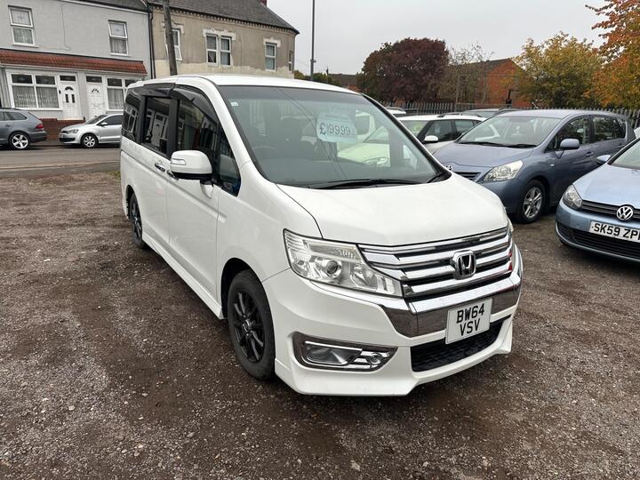 Honda Stepwagon 2.0 Automatic Petrol 8 Seater