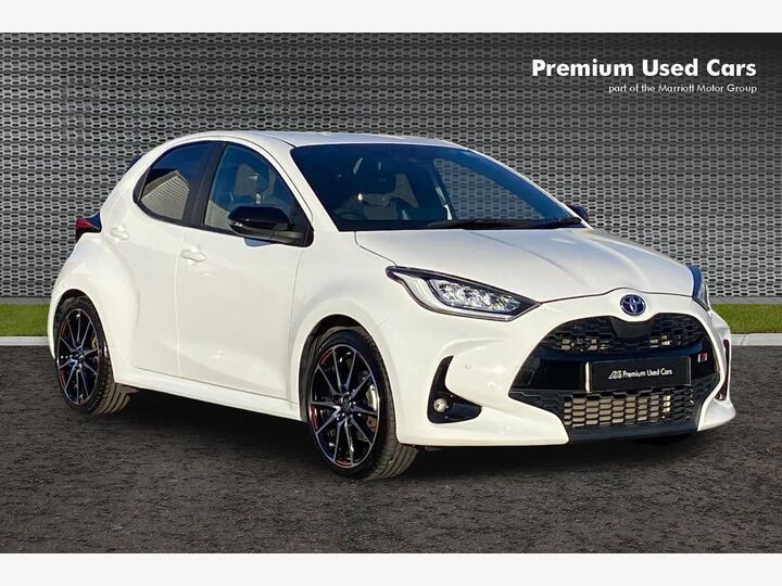 Toyota Yaris 1.5 VVT-h GR SPORT E-CVT Euro 6 (s/s) 5dr