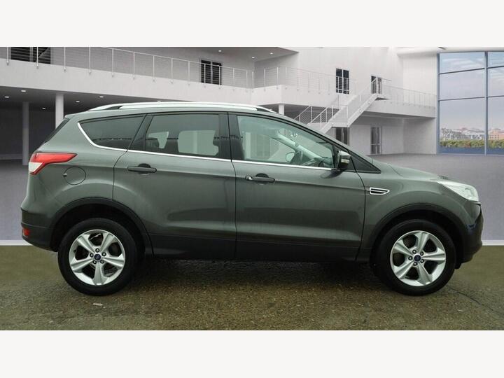 Ford Kuga 2.0 TDCi Zetec 2WD Euro 6 (s/s) 5dr