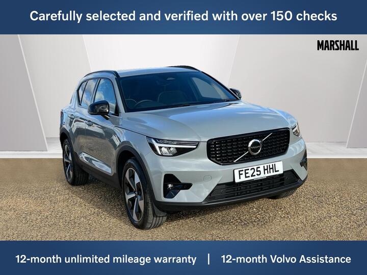 Volvo XC40 2.0 B4 MHEV Plus DCT Auto Euro 6 (s/s) 5dr