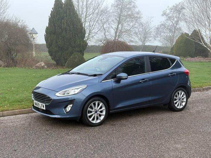Ford Fiesta 1.0T EcoBoost Titanium Euro 6 (s/s) 5dr