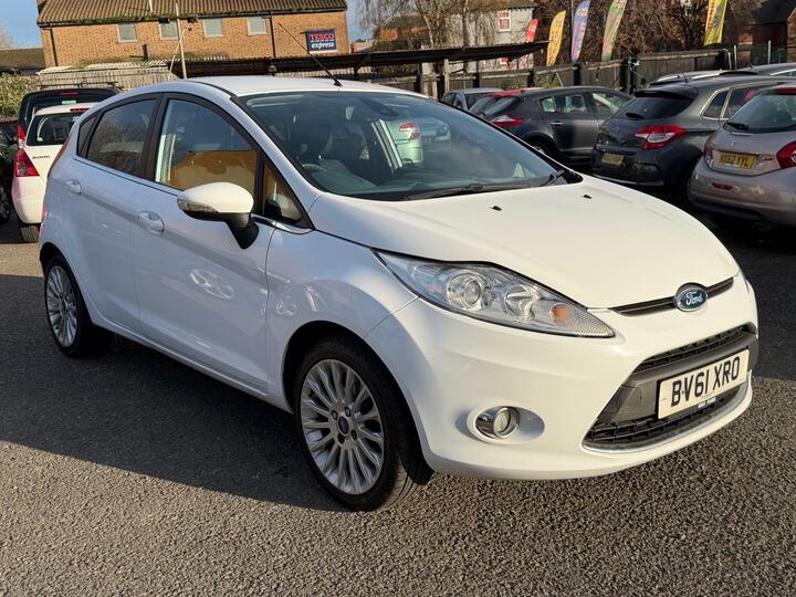 Ford Fiesta 1.4 TDCi DPF Titanium 5dr