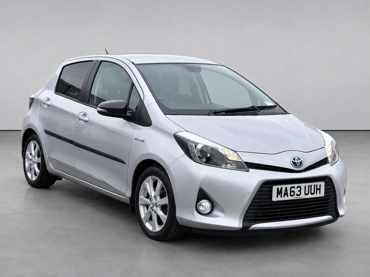 Toyota Yaris 1.5 VVT-h T Spirit CVT Euro 5 5dr