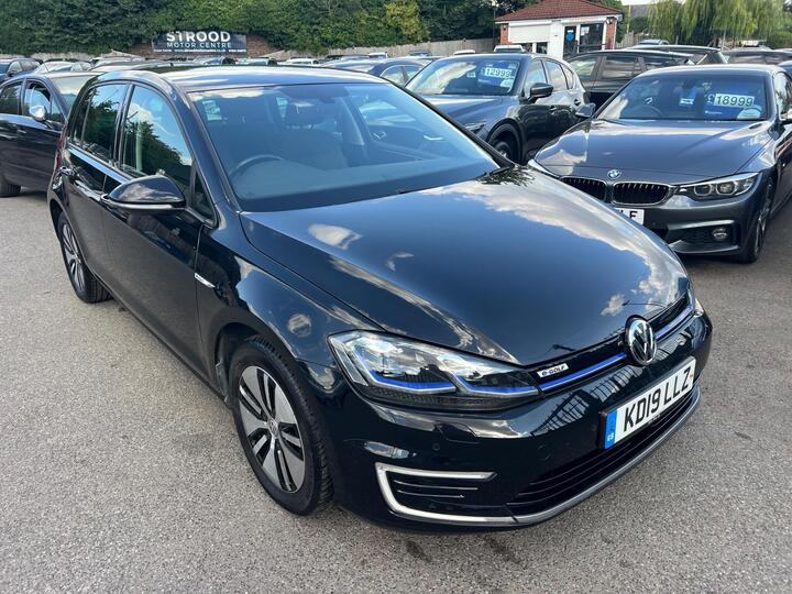 Volkswagen E-Golf 35.8kWh E-Golf Auto 5dr