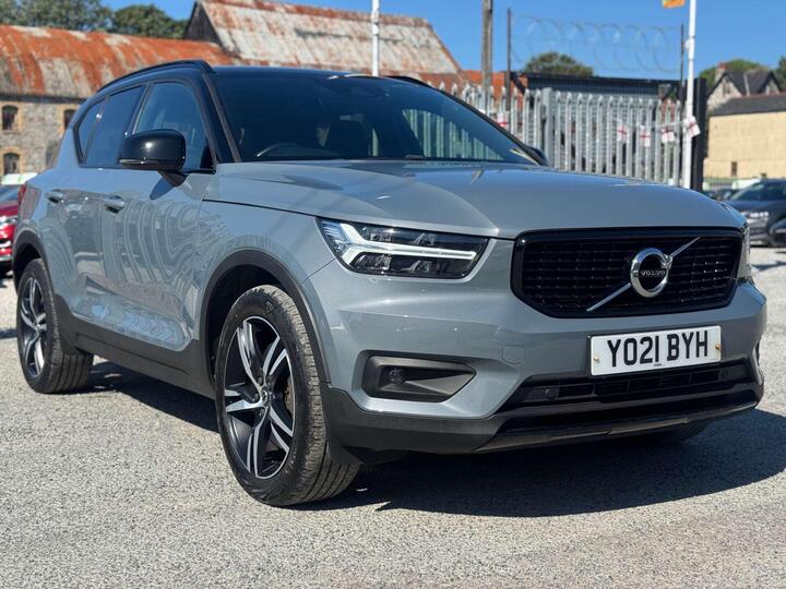 Volvo XC40 1.5h T4 Recharge 10.7kWh R-Design Auto Euro 6 (s/s) 5dr
