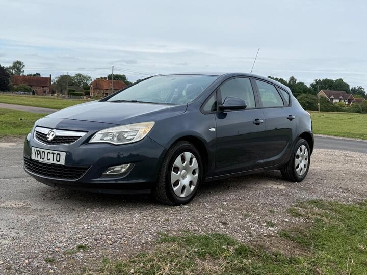 Vauxhall Astra 1.6 16v Exclusiv Auto Euro 5 5dr
