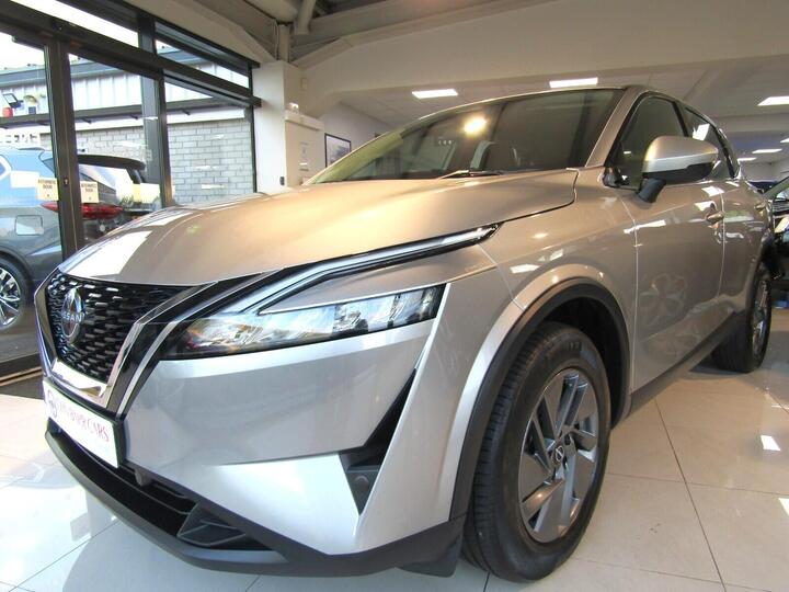 Nissan Qashqai 1.3 DIG-T MHEV Acenta Premium Euro 6 (s/s) 5dr