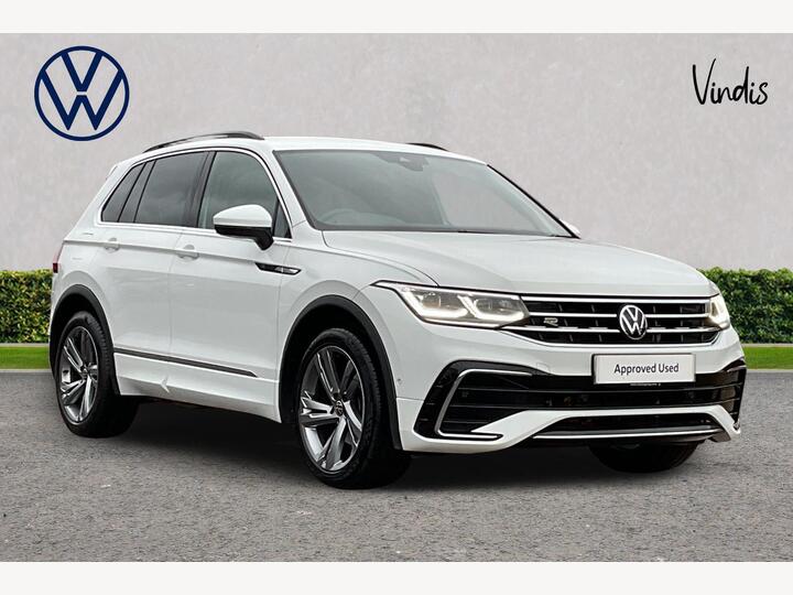 Volkswagen Tiguan 1.5 TSI R-Line Edition DSG Euro 6 (s/s) 5dr Volkswagen Tiguan 1.5 TSI R-Line Edition DSG Euro 6 (s/s) 5dr