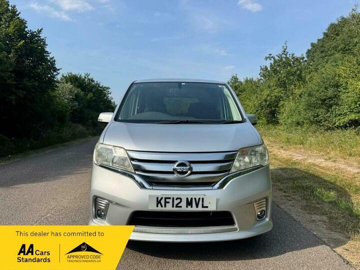 Nissan Serena 2.0 HYBRID HIGHWAY STAR