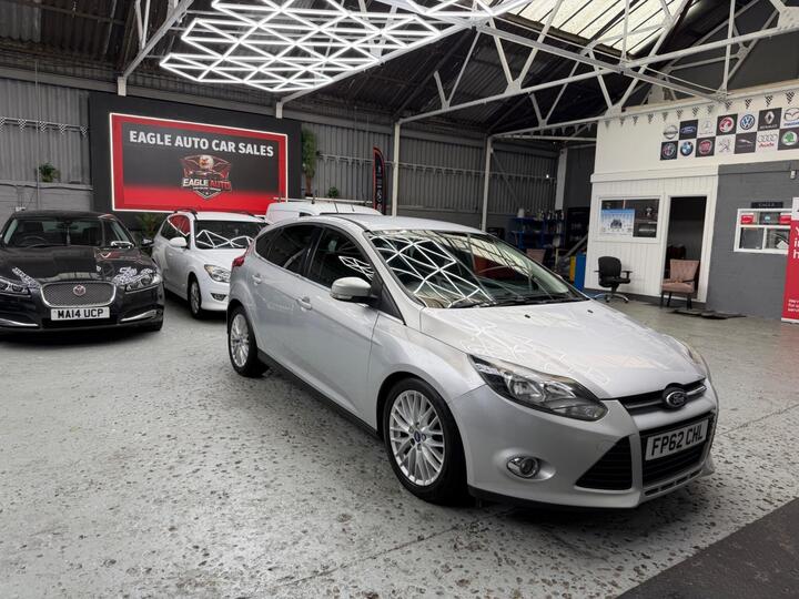 Ford Focus 1.6 TDCi Zetec Euro 5 (s/s) 5dr