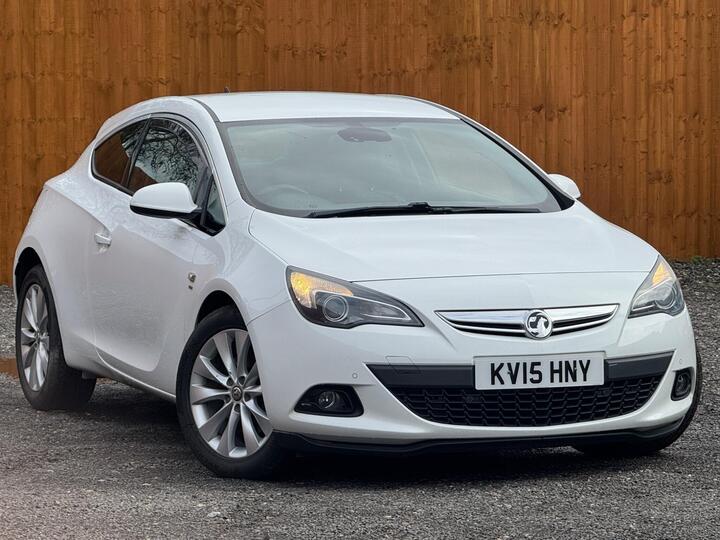 Vauxhall Astra GTC 2.0 CDTi SRi Euro 5 (s/s) 3dr