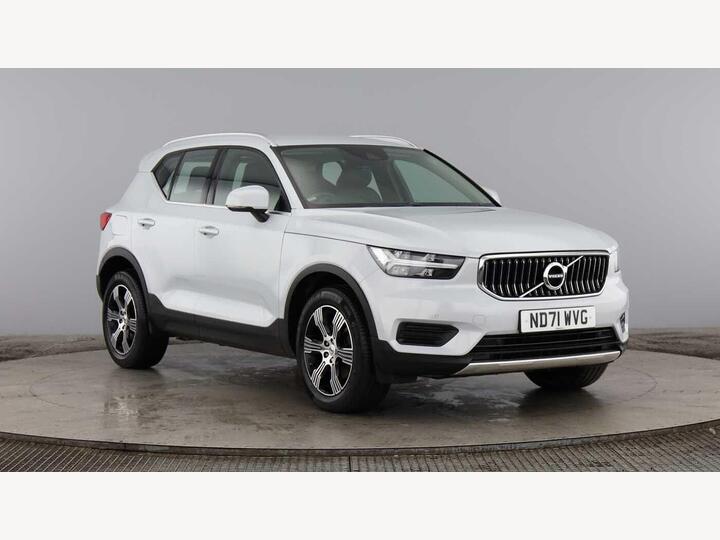 Volvo XC40 2.0 B4 MHEV Inscription DCT Auto Euro 6 (s/s) 5dr