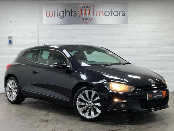 Volkswagen Scirocco 2.0 TDI BlueMotion Tech GT Euro 5 (s/s) 3dr (Leather, Nav) Volkswagen Scirocco 2.0 TDI BlueMotion Tech GT Euro 5 (s/s) 3dr (Leather, Nav)