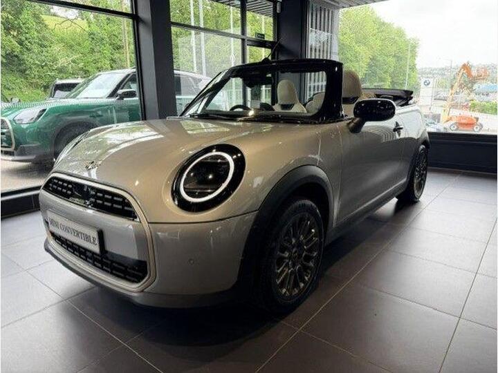 MINI Cooper Convertible 2.0C Exclusive Steptronic Euro 6 (s/s) 2dr