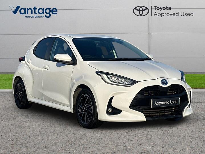 Toyota Yaris 1.5 VVT-h Design E-CVT Euro 6 (s/s) 5dr