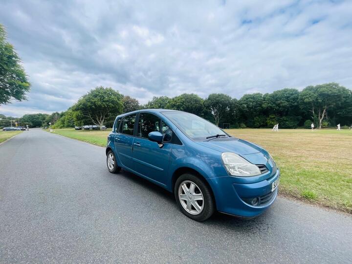 Renault Grand Modus 1.6 VVT Dynamique Auto Euro 4 5dr Renault Grand Modus 1.6 VVT Dynamique Auto Euro 4 5dr