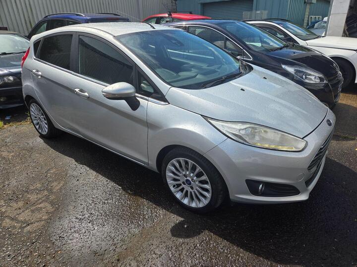 Ford Fiesta 1.0T EcoBoost Titanium X Euro 5 (s/s) 5dr