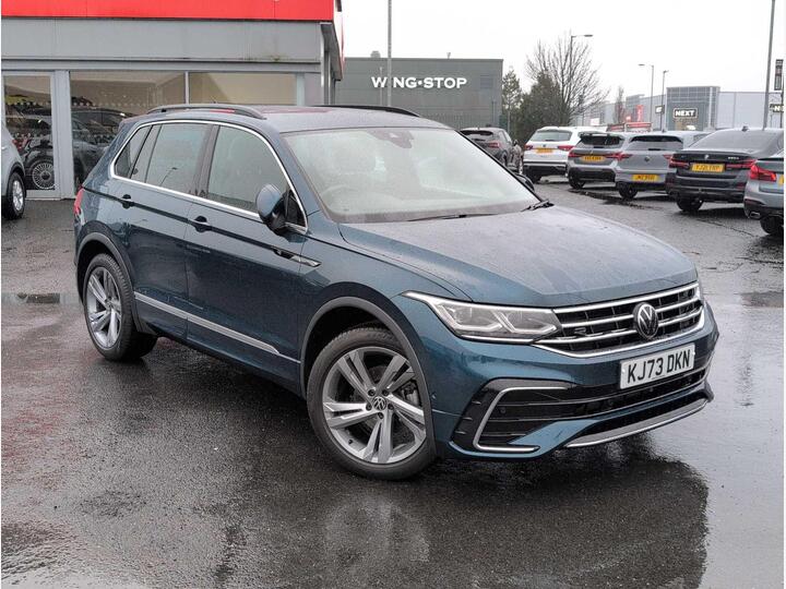Volkswagen Tiguan 2.0 TDI R-Line Edition DSG Euro 6 (s/s) 5dr Volkswagen Tiguan 2.0 TDI R-Line Edition DSG Euro 6 (s/s) 5dr