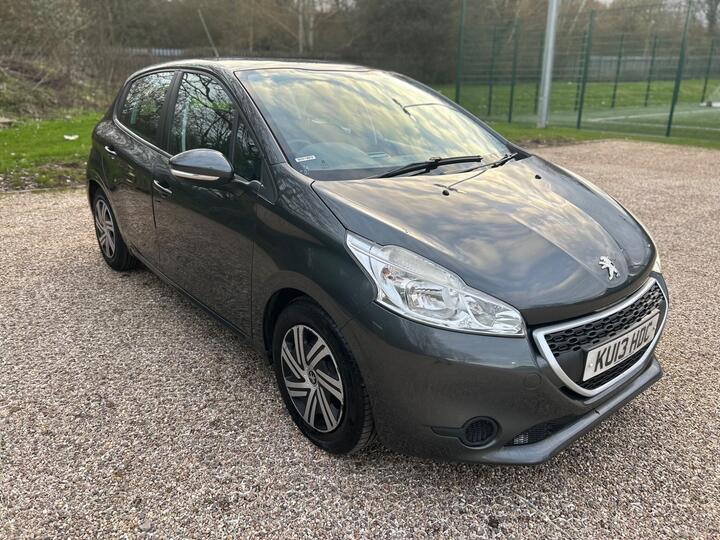 Peugeot 208 1.2 VTi Access+ Euro 5 5dr