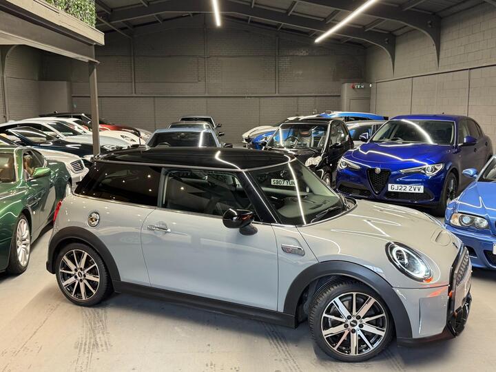MINI Hatch 2.0 Cooper S Classic Euro 6 (s/s) 3dr