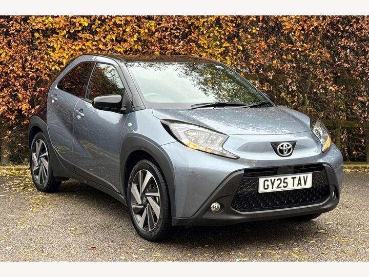 Toyota Aygo X 1.0 VVT-i Edge X-shift Euro 6 (s/s) 5dr Toyota Aygo X 1.0 VVT-i Edge X-shift Euro 6 (s/s) 5dr