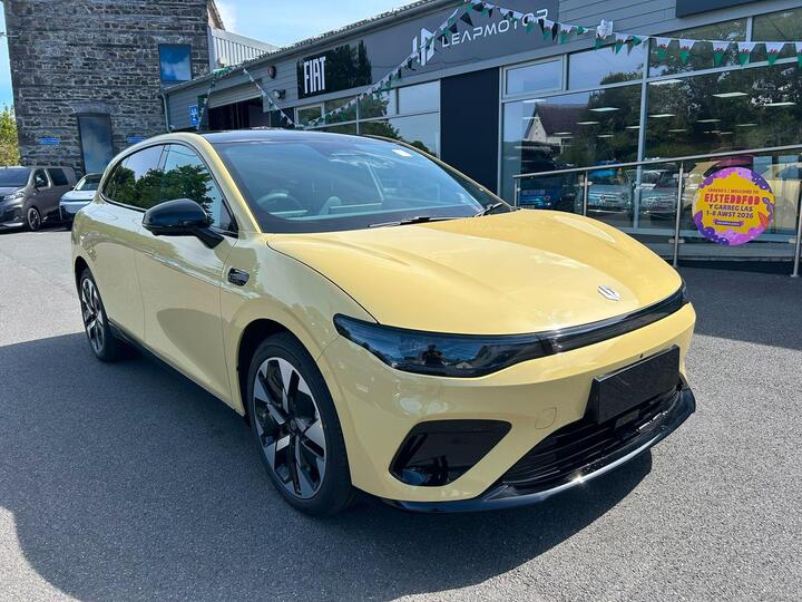 Leapmotor B05 67.1kWh Auto 5dr