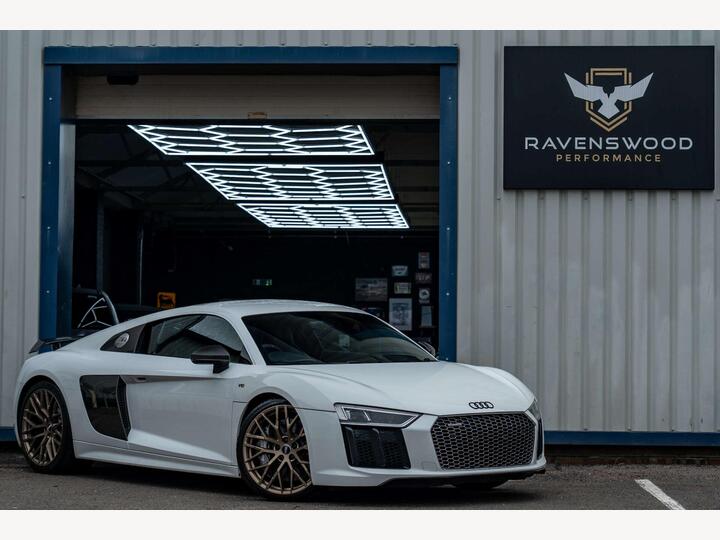 Audi R8 5.2 FSI V10 Plus S Tronic Quattro Euro 6 (s/s) 2dr