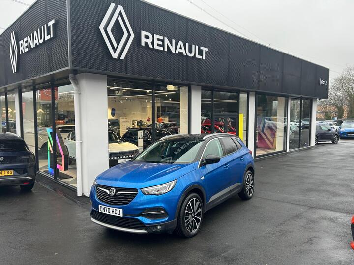 Vauxhall Grandland X 1.6 13.2kWh Elite Nav Auto 4WD Euro 6 (s/s) 5dr Hybrid4