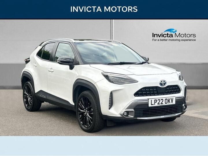 Toyota Yaris Cross 1.5 VVT-h Dynamic E-CVT AWD Euro 6 (s/s) 5dr