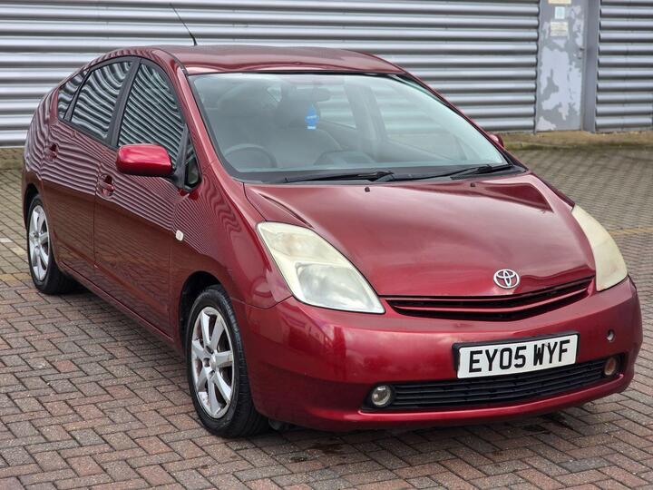 Toyota Prius 1.5 T4 CVT 5dr