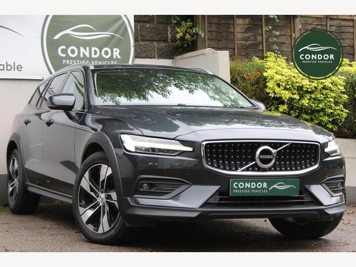 Volvo V60 Cross Country 2.0 T5 Plus Auto AWD Euro 6 (s/s) 5dr