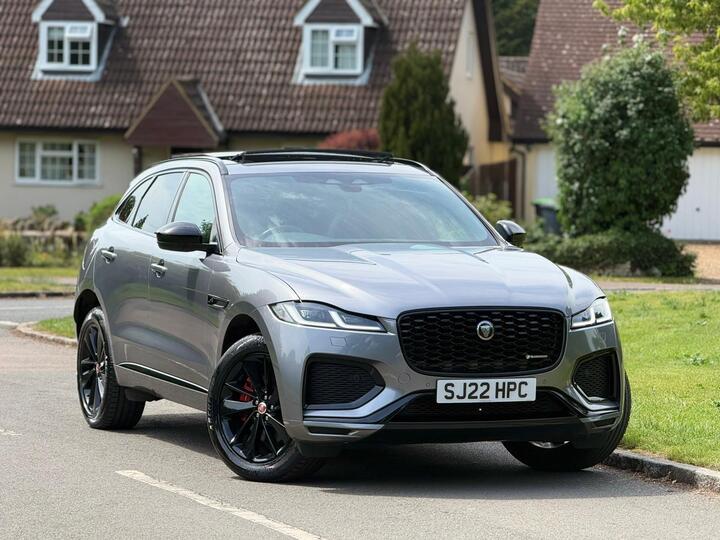 Jaguar F-PACE 2.0 D200 MHEV R-Dynamic Black Auto AWD Euro 6 (s/s) 5dr