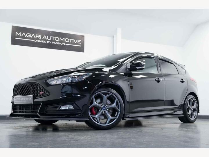 Ford Focus 2.0T EcoBoost ST-3 Euro 6 (s/s) 5dr