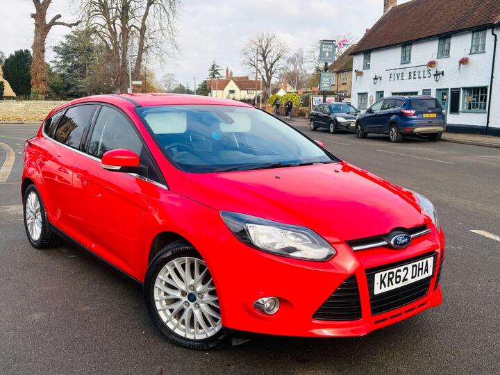 Ford Focus 1.0T EcoBoost Zetec Euro 5 (s/s) 5dr