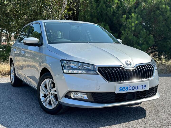 Skoda Fabia 1.0 SE Euro 6 (s/s) 5dr Skoda Fabia 1.0 SE Euro 6 (s/s) 5dr