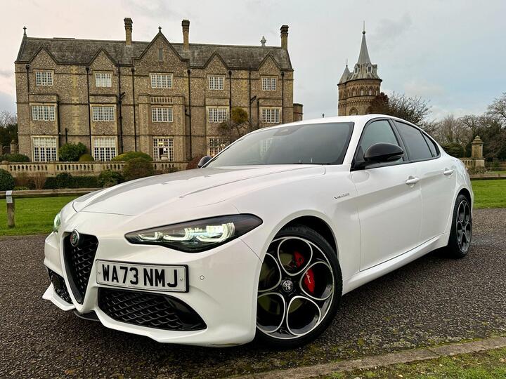 Alfa Romeo Giulia 2.0T Veloce Auto Euro 6 (s/s) 4dr