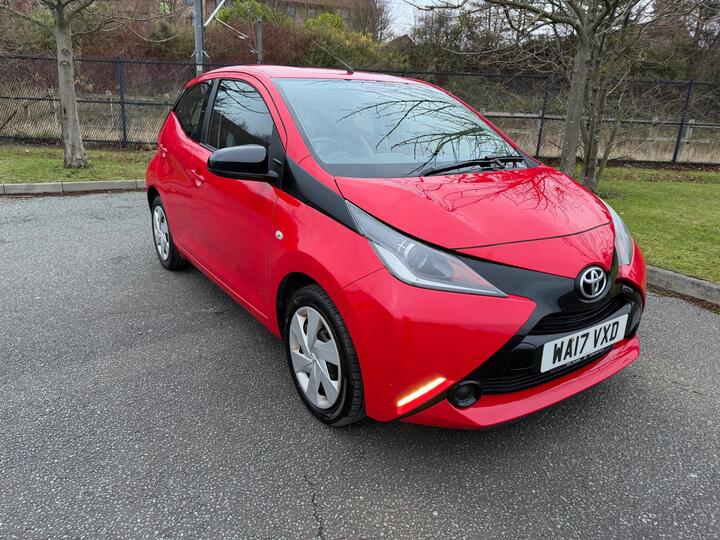 Toyota AYGO 1.0 VVT-i X-play Euro 6 5dr