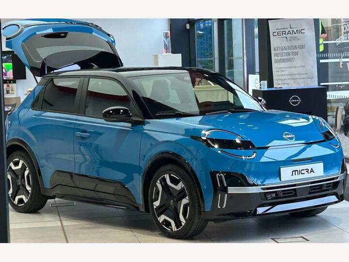 Nissan Micra Extended Range 52kWh Evolve Auto 5dr