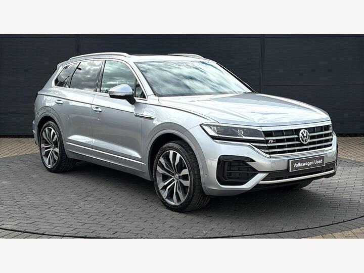 Volkswagen Touareg 3.0 TDI V6 R-Line Tech Tiptronic 4Motion Euro 6 (s/s) 5dr