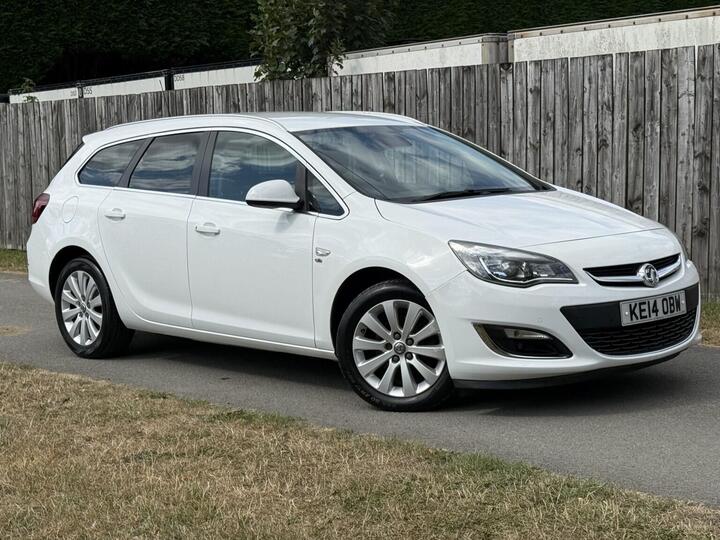 Vauxhall Astra 2.0 CDTi Elite Sports Tourer Auto Euro 5 5dr